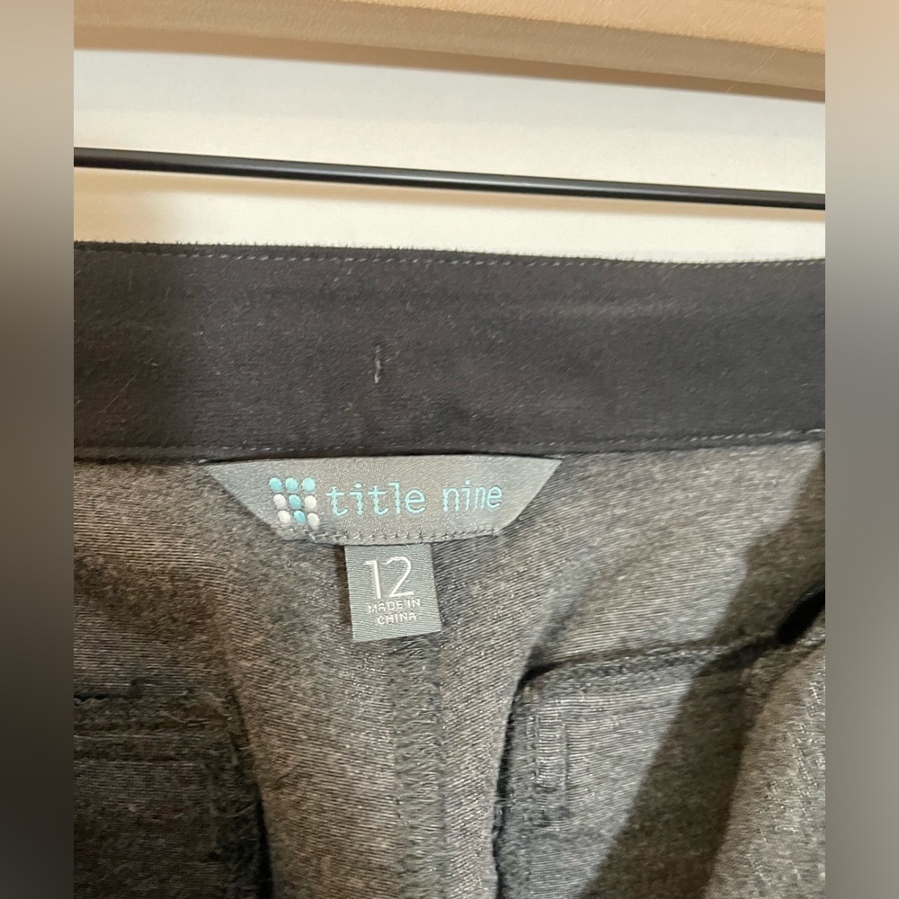 Title Nine Kate Pants Slim Women's Size 12 Gray Pointe Knit Drawstring Versatile - Picture 2 of 14